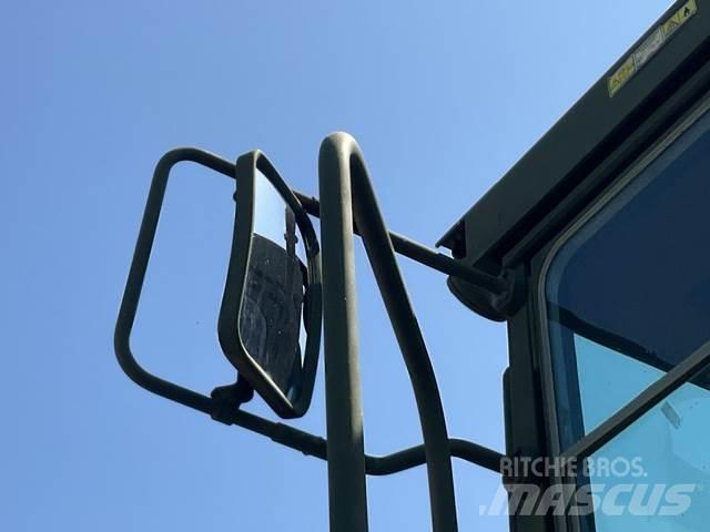 CAT 988B/DV43 Кари товарачи на контейнери