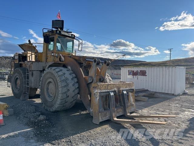 CAT 988F Колесни товарачи