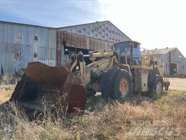 CAT 988G Колесни товарачи
