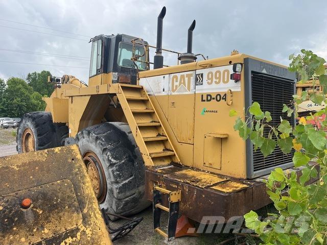 CAT 990 Колесни товарачи