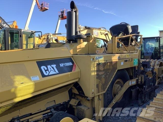 CAT AP-1000D Машини за асфалт