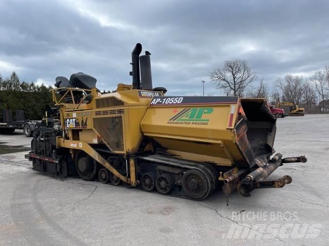 CAT AP-1055D Машини за асфалт