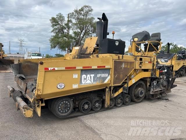 CAT AP1055D Машини за асфалт