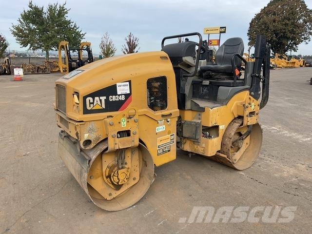 CAT CB24B Двойни барабанни ролки
