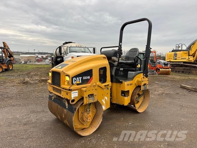 CAT CB24B Двойни барабанни ролки
