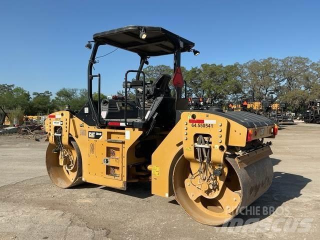 CAT CB44B Двойни барабанни ролки
