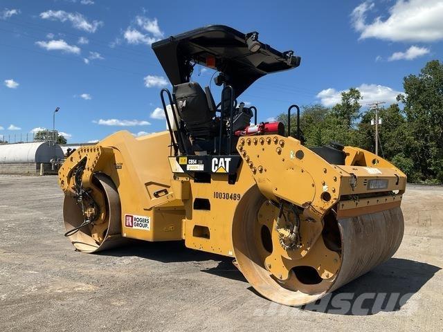 CAT CB54 Двойни барабанни ролки
