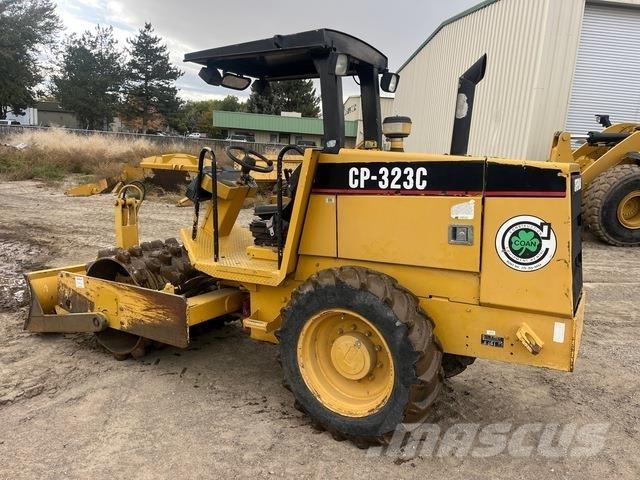 CAT CP-323C Еднобарабанни ролки
