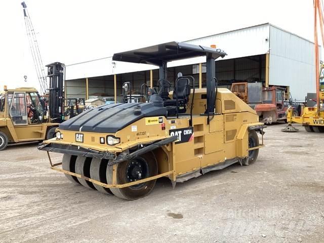 CAT CW34 Пневматични гумени  ролки
