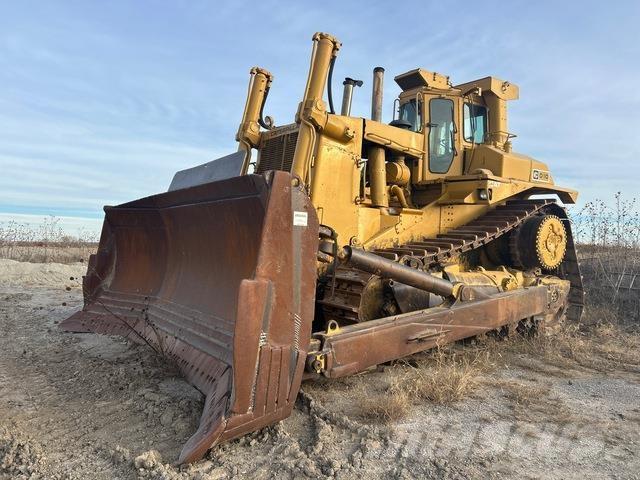 CAT D10 Верижни булдозери

