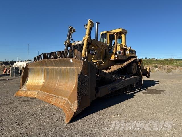 CAT D10N Верижни булдозери

