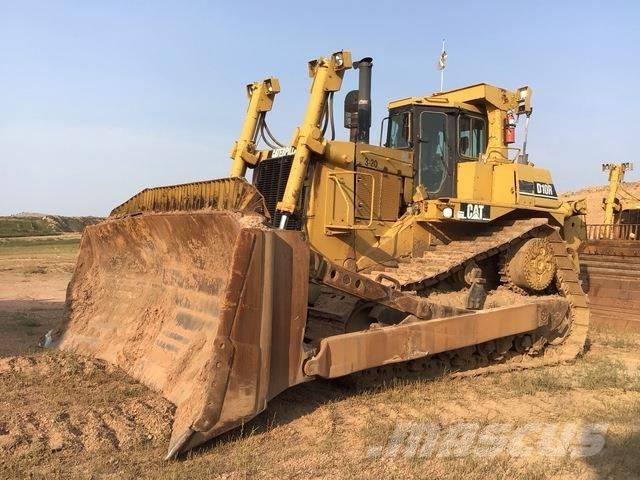 CAT D10R Верижни булдозери
