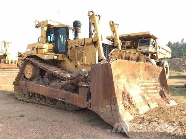 CAT D10R Верижни булдозери
