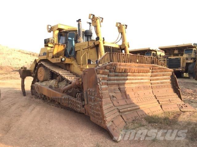 CAT D10R Верижни булдозери
