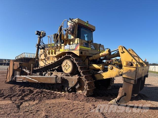 CAT D10T Верижни булдозери
