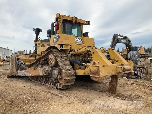 CAT D10T Верижни булдозери
