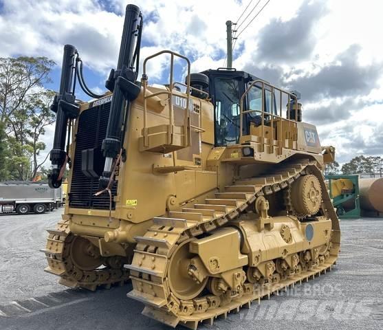 CAT D10T2 Верижни булдозери

