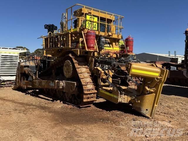 CAT D10T2 Верижни булдозери
