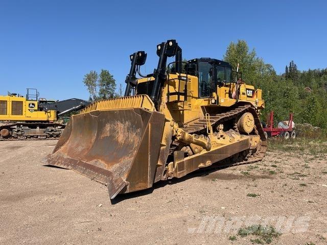 CAT D10T2 Верижни булдозери
