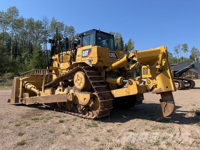 CAT D10T2 Верижни булдозери
