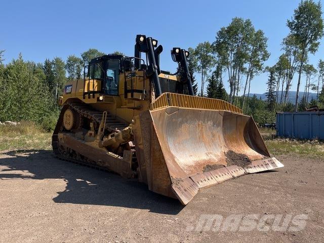 CAT D10T2 Верижни булдозери
