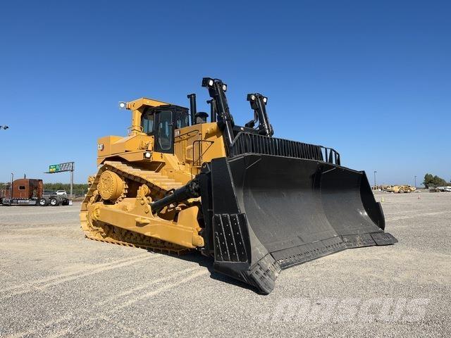 CAT D11R Верижни булдозери
