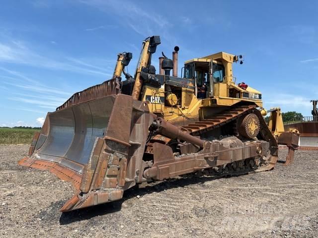 CAT D11R Верижни булдозери
