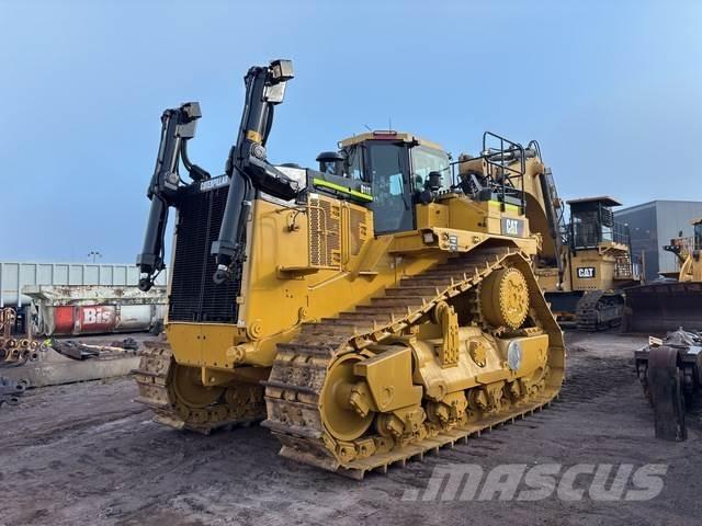 CAT D11T Верижни булдозери
