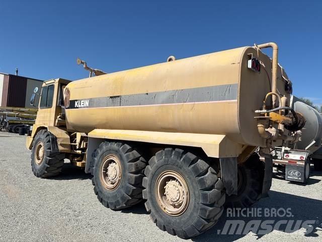 CAT D250 Цистерни за вода
