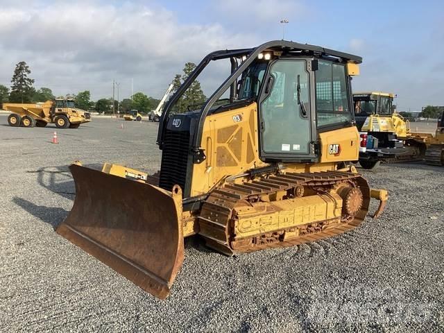 CAT D3 Верижни булдозери
