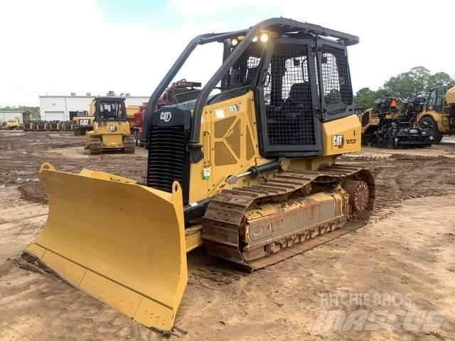 CAT D3 Верижни булдозери
