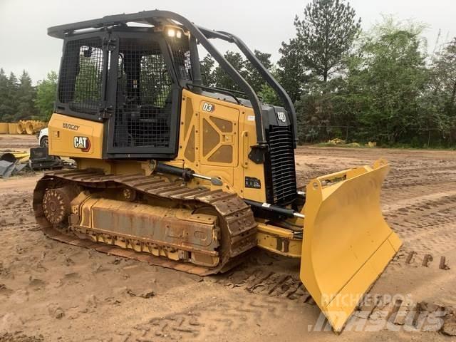 CAT D3 Верижни булдозери
