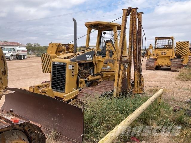 CAT D3G Тръбополагащи булдозери