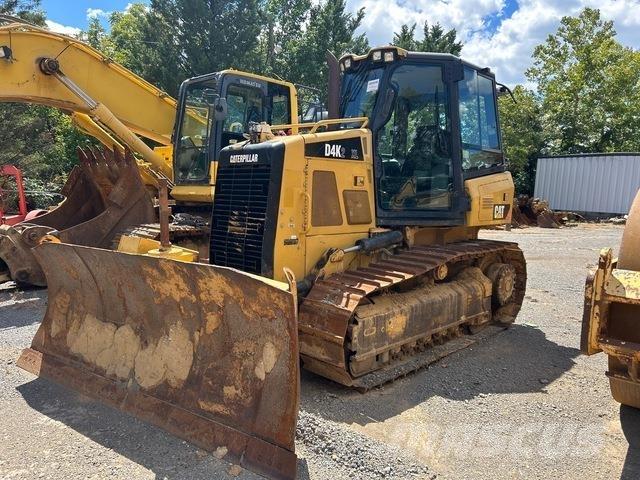 CAT D4K2 XL Верижни булдозери
