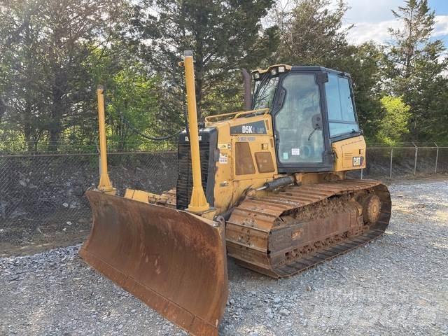 CAT D5K2LGP Верижни булдозери
