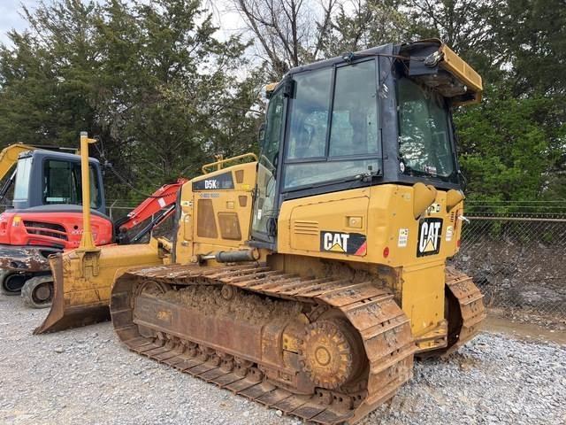 CAT D5K2LGP Верижни булдозери
