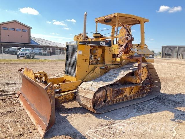 CAT D5M LPG Верижни булдозери
