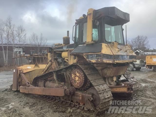 CAT D6 Верижни булдозери
