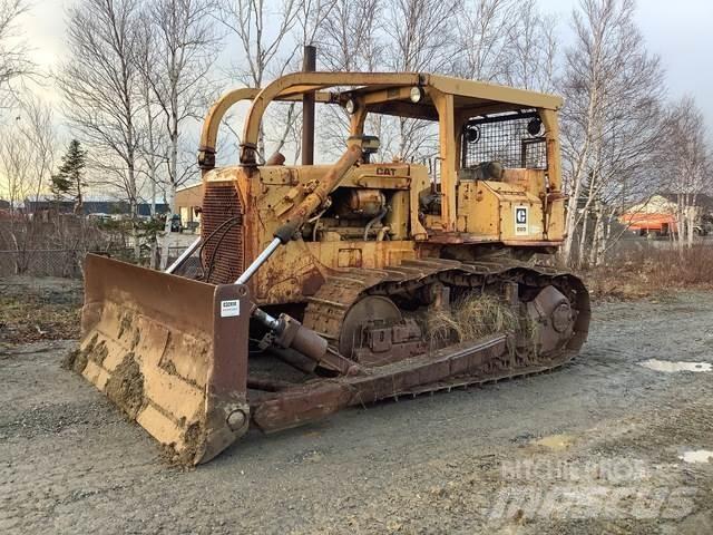 CAT D6D Верижни булдозери
