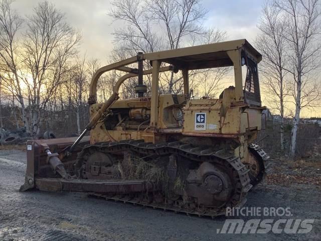 CAT D6D Верижни булдозери
