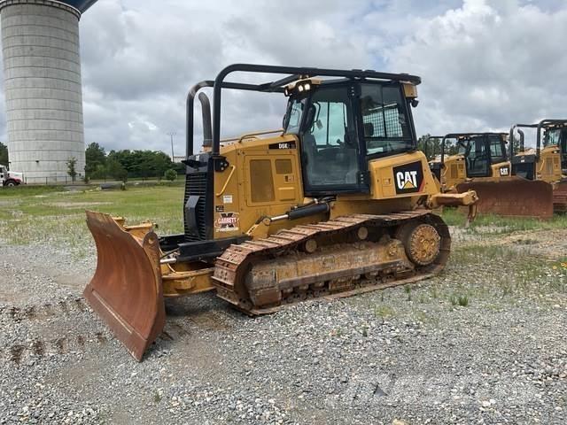 CAT D6K2 XL Верижни булдозери
