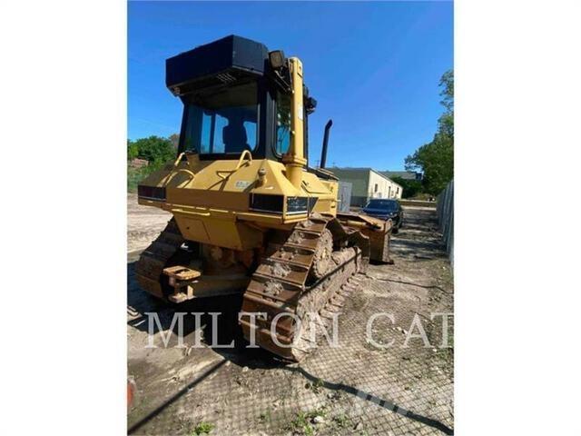 CAT D6M XL Верижни булдозери
