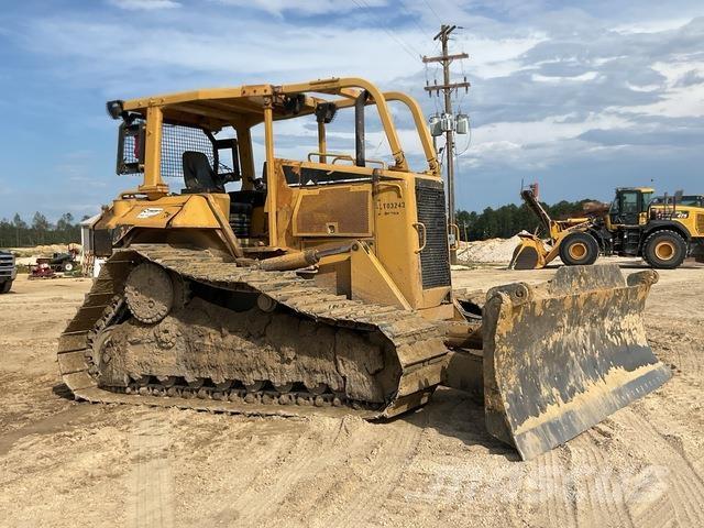 CAT D6N LGP Верижни булдозери
