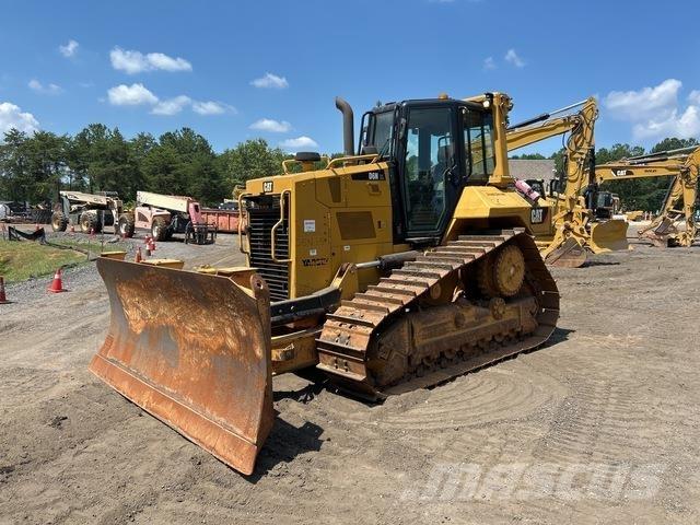 CAT D6N XL Верижни булдозери
