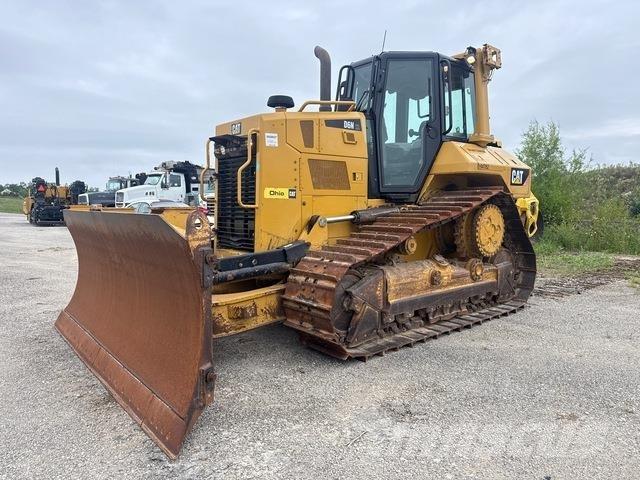 CAT D6N XL Верижни булдозери
