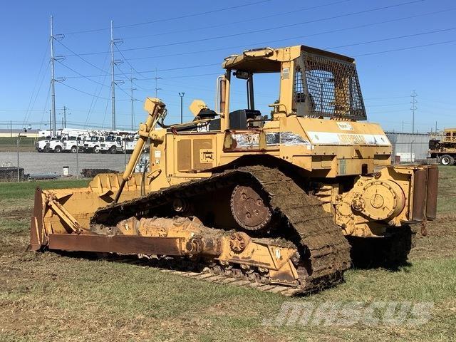 CAT D6R Верижни булдозери
