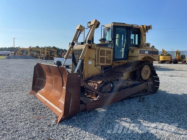 CAT D6R XL Верижни булдозери
