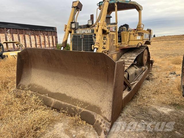 CAT D6R XL Верижни булдозери
