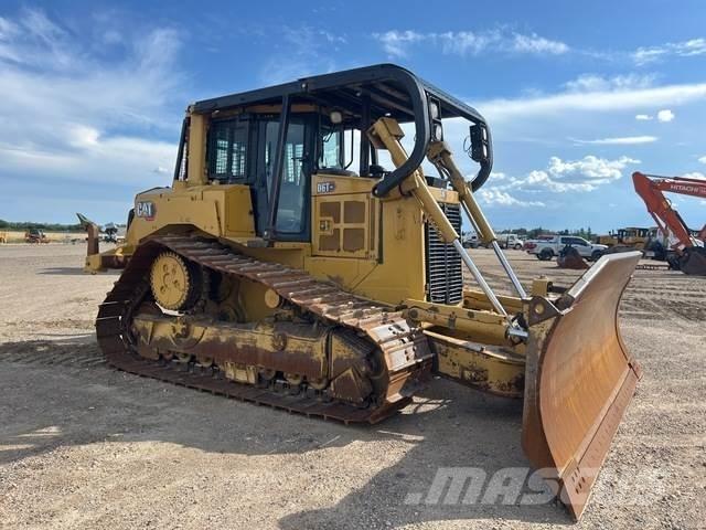 CAT D6T Верижни булдозери
