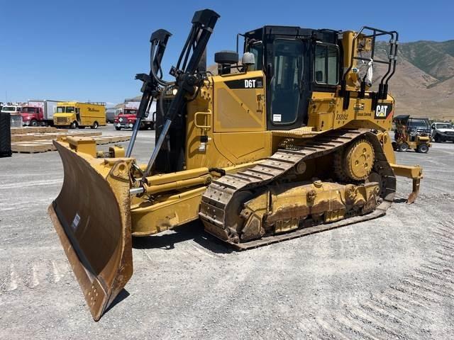 CAT D6T XL Верижни булдозери
